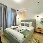 Apartment The Artists Place Square