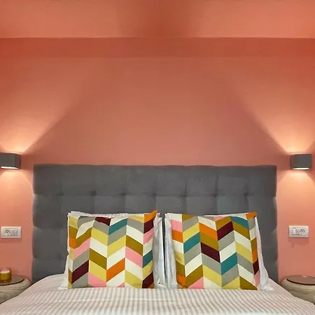 The Artists Place Square