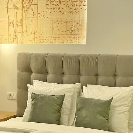 The Artists Place Square