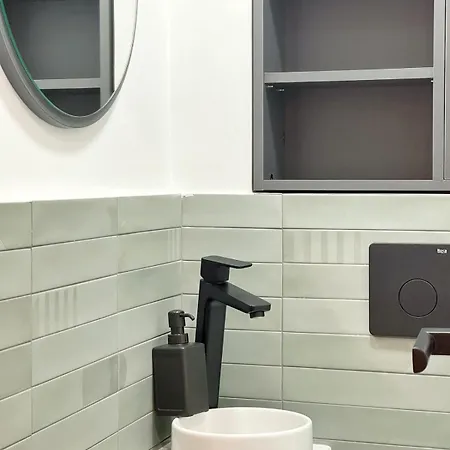 The Artists Place Square Apartment Bucharest