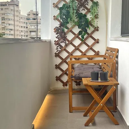 The Artists Place Square