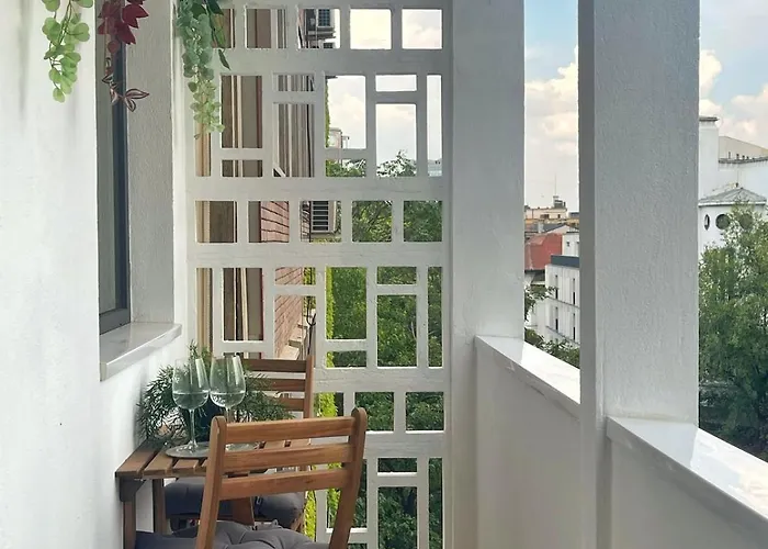 アパート The Artists Place Square ブカレスト