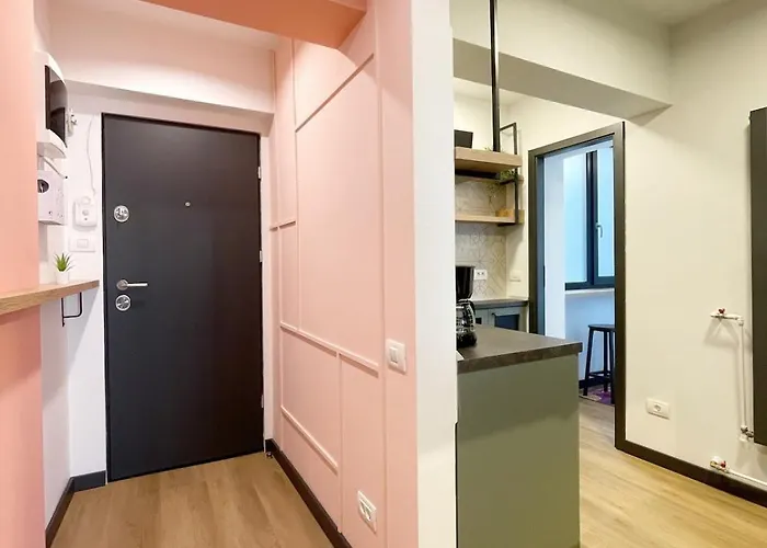 The Artists Place Square *