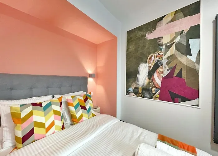 Apartment The Artists Place Square