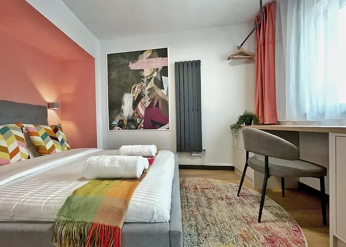 The Artists Place Square