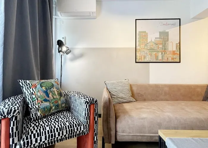 The Artists Place Square