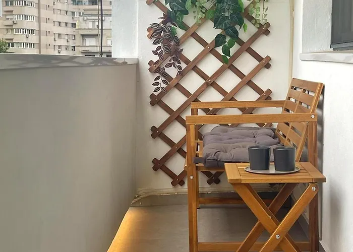 The Artists Place Square